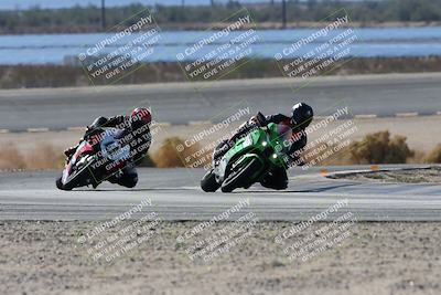 media/Nov-16-2025-Race Pace (Sun) [[8c5fa54630]]/Verified Riders/3-Turn 14 (1045am)/